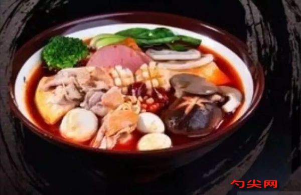 砂鍋麻辣湯
