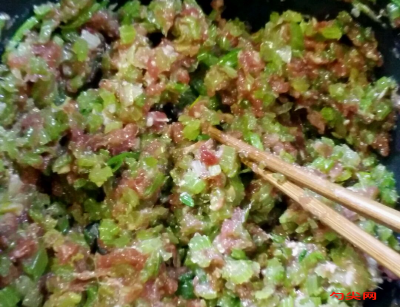 豬肉芹菜